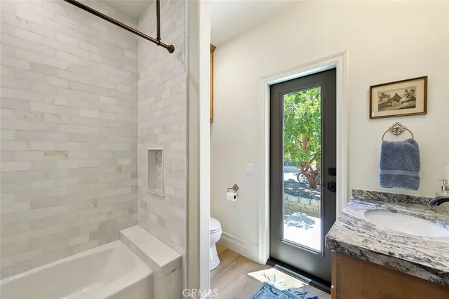 $1,898,000 | 38193 Vía Huerta, Murrieta, CA 92562