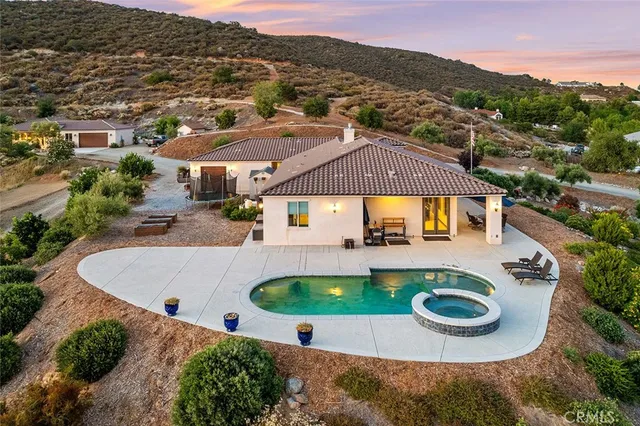 $1,898,000 | 38193 Vía Huerta, Murrieta, CA 92562