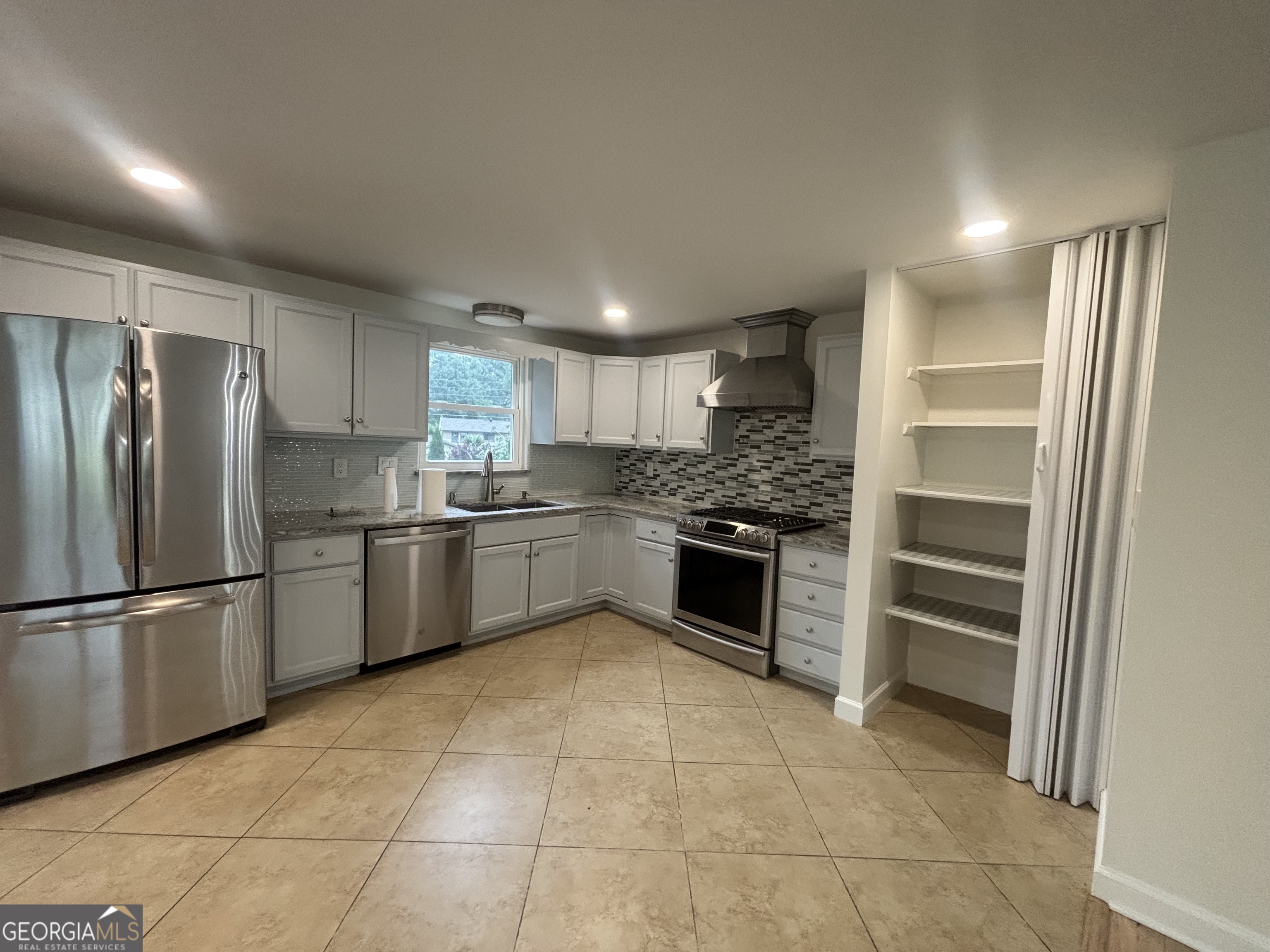 2215 Ranch Trail Norcross, GA 30071 - Photo 4 of 12