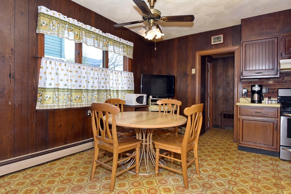 53 Highland Road Somerville, MA 02144 - Photo 19 of 32 Gallery Image 19