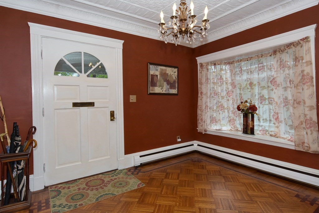 53 Highland Road Somerville, MA 02144 - Photo 4 of 32 Gallery Image 4