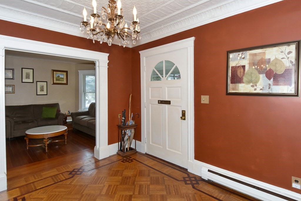 53 Highland Road Somerville, MA 02144 - Photo 5 of 32 Gallery Image 5