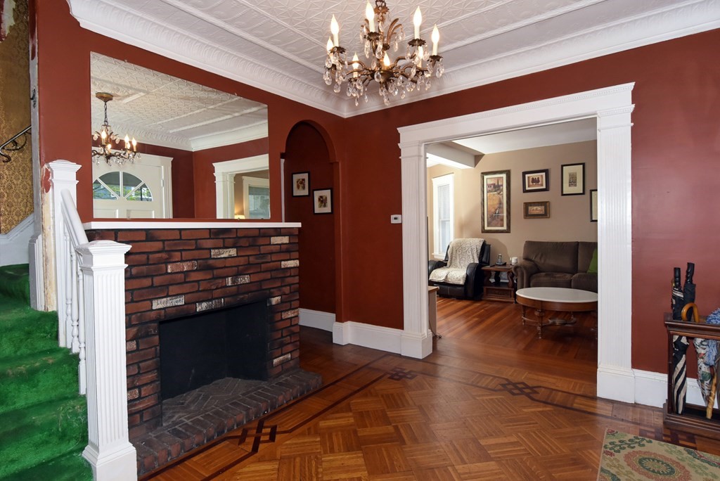 53 Highland Road Somerville, MA 02144 - Photo 7 of 32 Gallery Image 7
