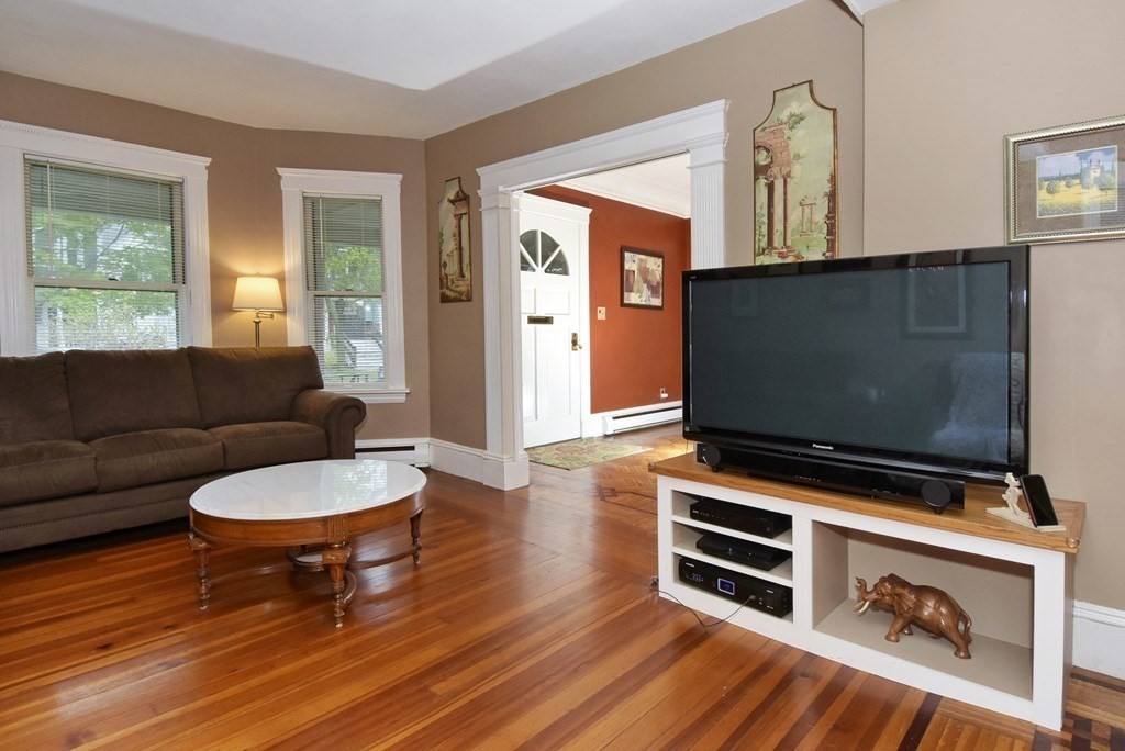 53 Highland Road Somerville, MA 02144 - Photo 10 of 32 Gallery Image 10