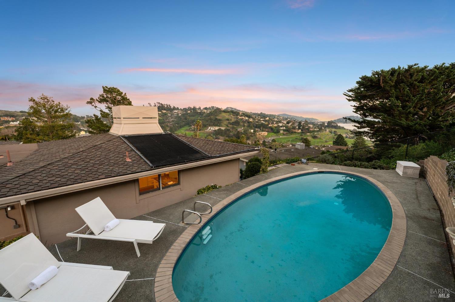 5 Warrens Way Tiburon, CA 94920 - Photo 12 of 49