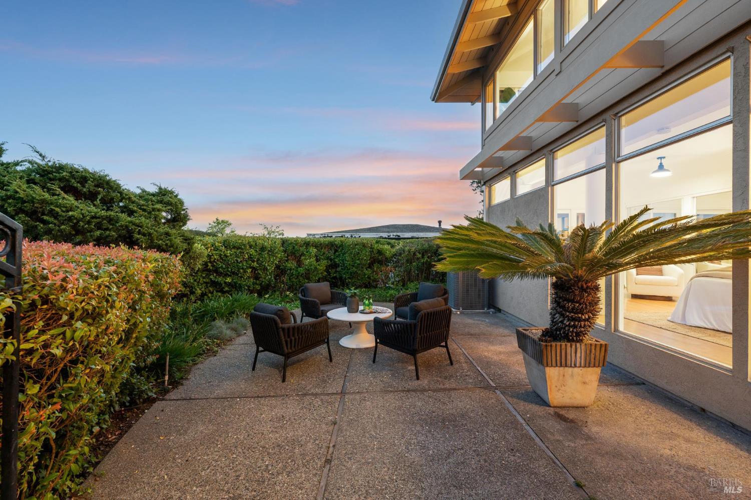 5 Warrens Way Tiburon, CA 94920 - Photo 4 of 49