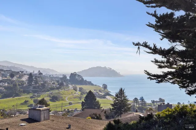 $2,900,000 | 5 Warrens Way, Tiburon, CA 94920