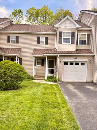 $2,950 | 195 Pinebrook Drive, Hyde Park, NY 12538