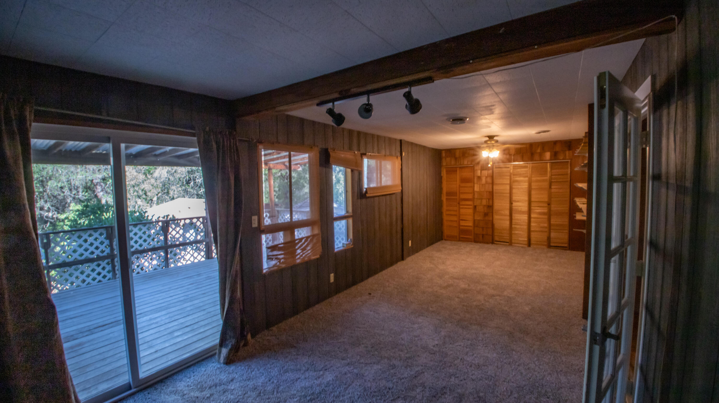 17768 Irish Road Redding, CA 96003 - Photo 13 of 17 a view of gallery with windows