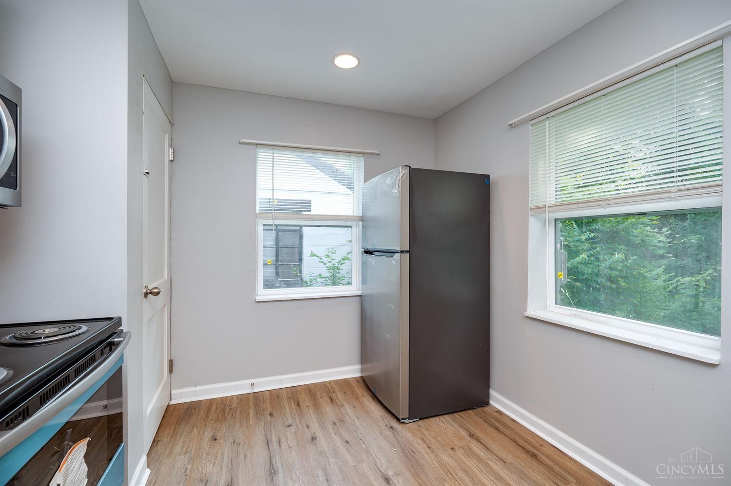 5766 Argus Road Cincinnati, OH 45224 - Photo 16 of 27 Gallery Image 16