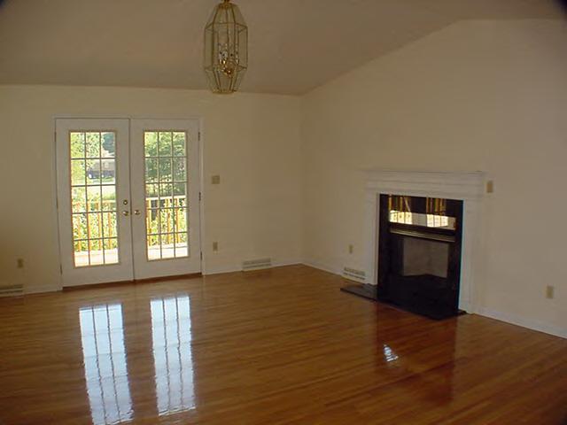 178 Sherwood Circle Ridgeway, VA 24148 - Photo 4 of 11 FIREPLACE