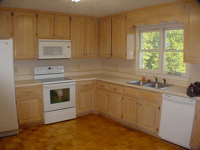 178 Sherwood Circle Ridgeway, VA 24148 - Photo 5 of 11 KITCHEN