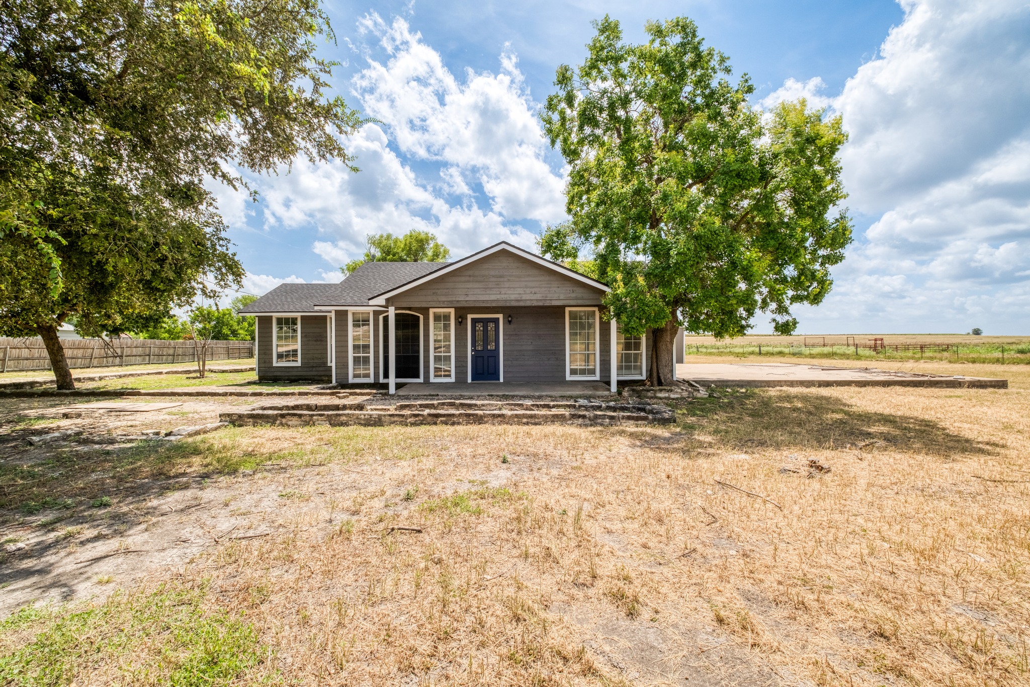 2701 Windy Ridge Road Taylor, TX 76574 - Photo 2 of 28