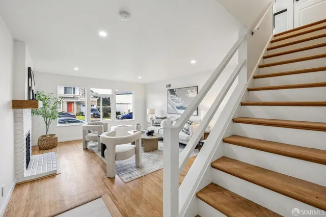 $1,095,000 | 663 Foothill Drive, Pacifica, CA 94044