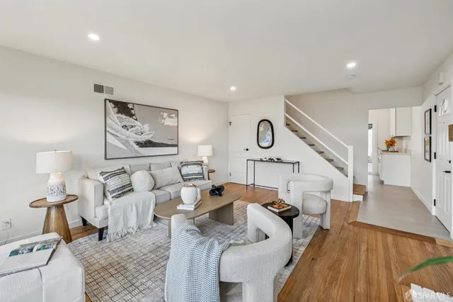 $1,095,000 | 663 Foothill Drive, Pacifica, CA 94044