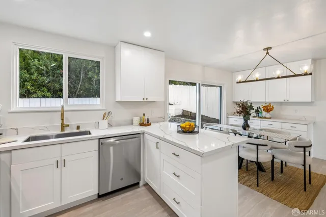 $1,095,000 | 663 Foothill Drive, Pacifica, CA 94044