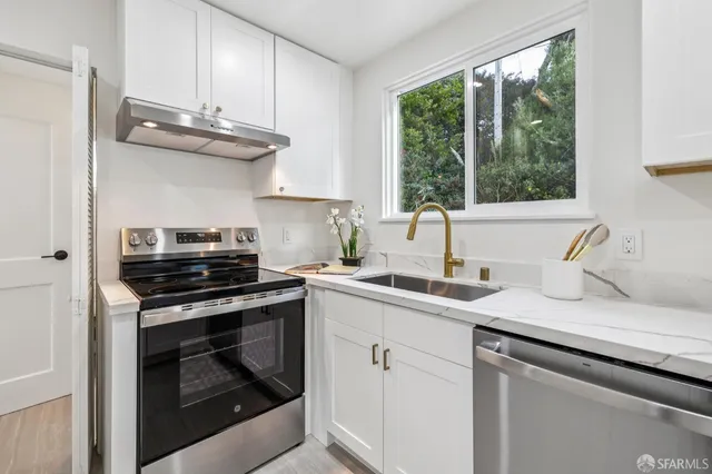 $1,095,000 | 663 Foothill Drive, Pacifica, CA 94044