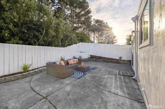 $1,095,000 | 663 Foothill Drive, Pacifica, CA 94044