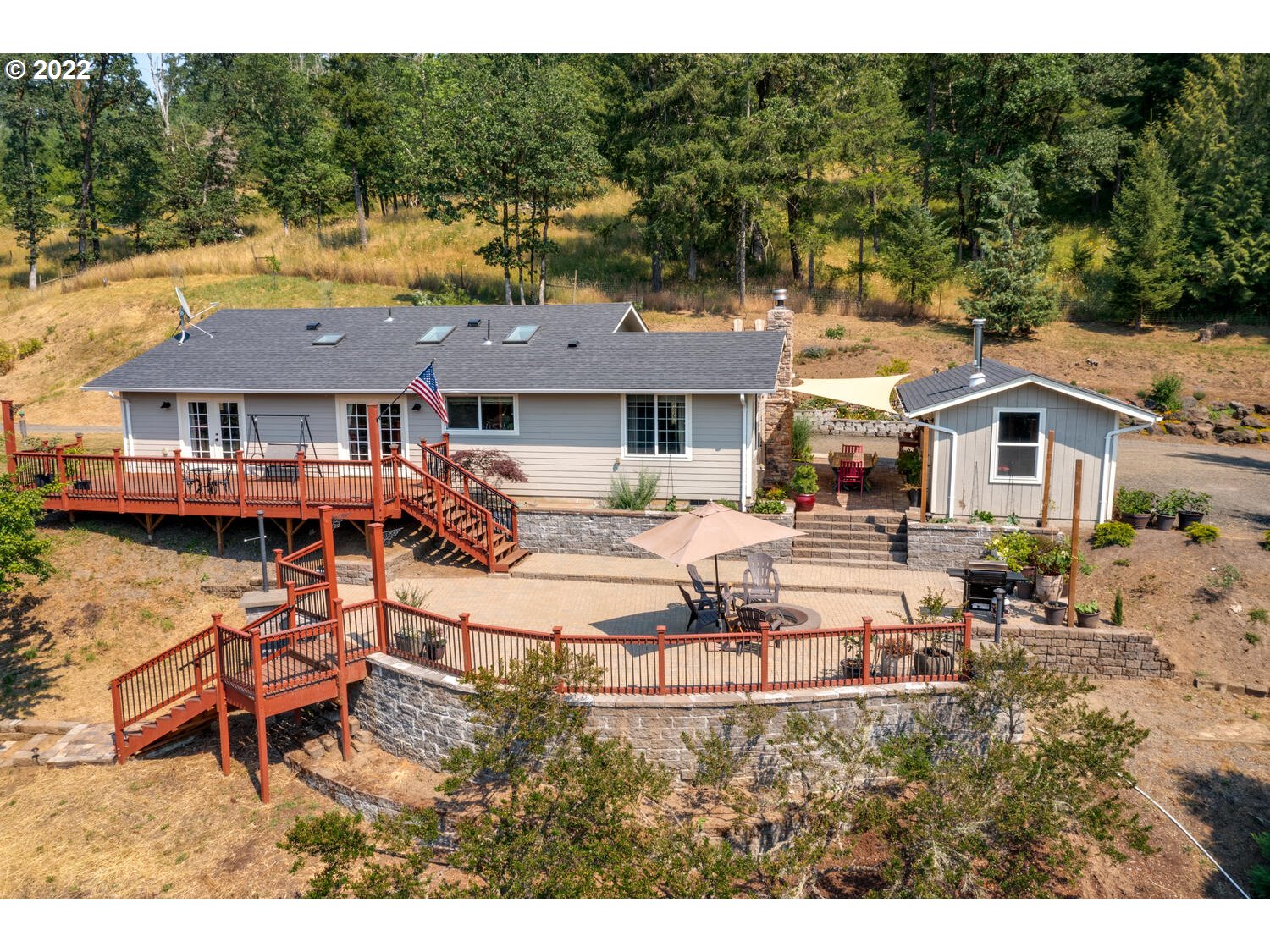 12751 Dupee Valley Road Sheridan, OR 97378 - Photo 25 of 32 a aerial view of a house with swimming pool and furniture