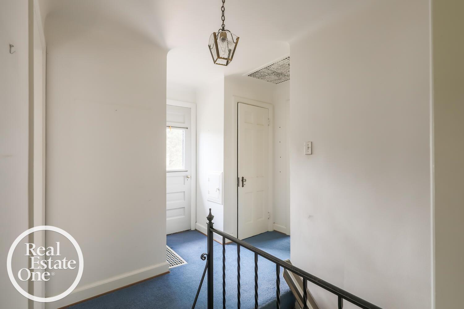 301 Kerby Road Grosse Pointe Farms, MI 48236 - Photo 12 of 23