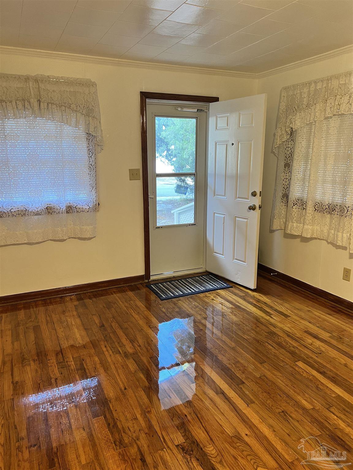 6653 Dearborn Street Milton, FL 32570 - Photo 2 of 15