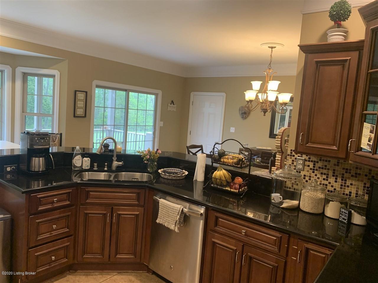 103 Grace Court Rineyville, KY 40162 - Photo 12 of 43 full-10052187-21