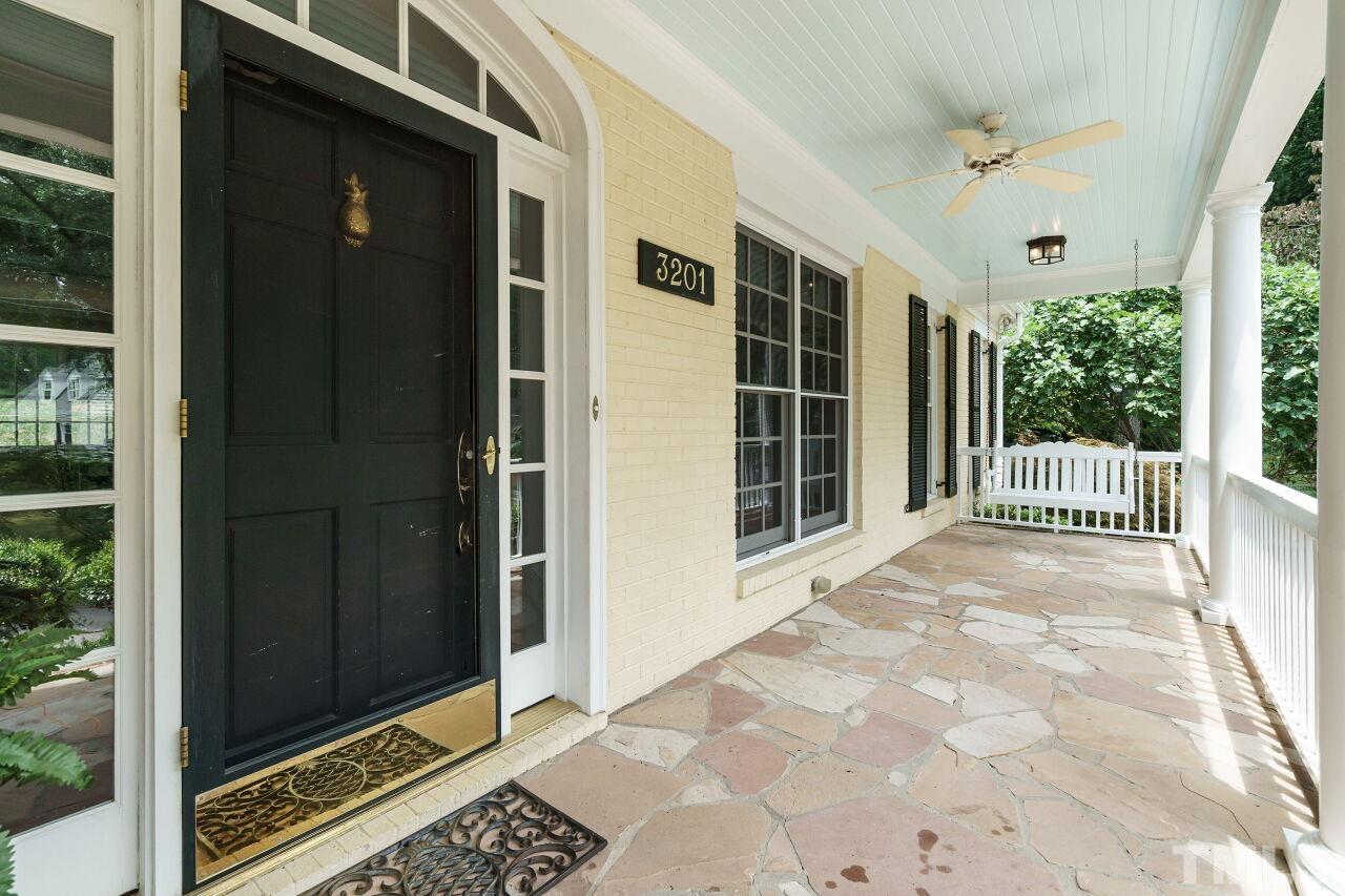 3201 Landor Road Raleigh, NC 27609 - Photo 3 of 41
