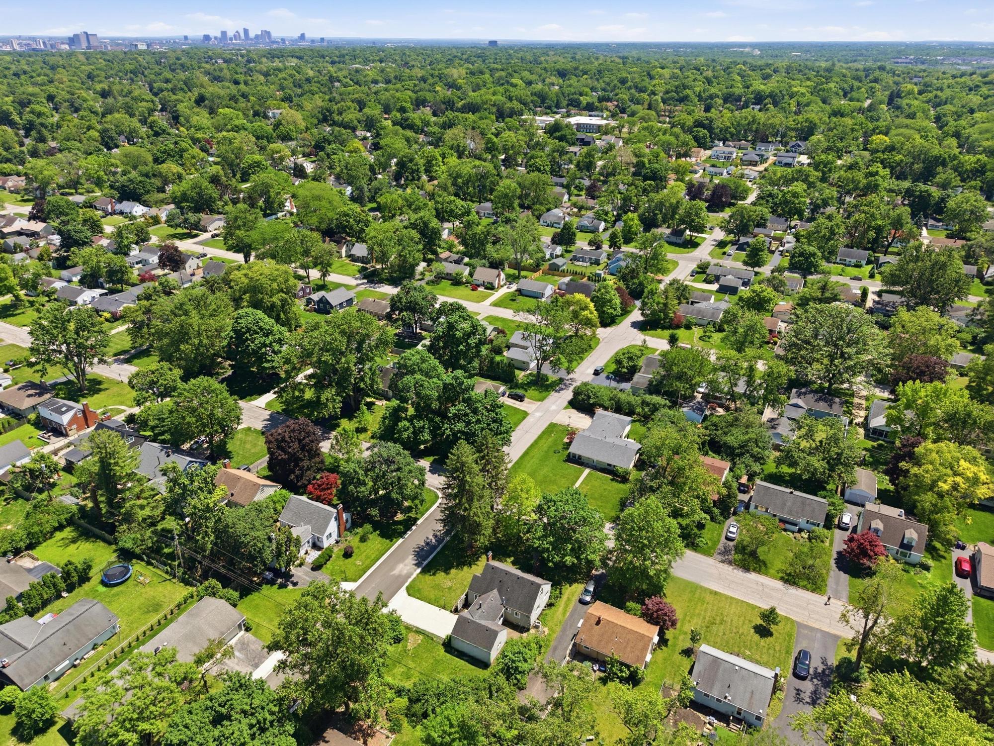2454 Cranford Road Columbus, OH 43221 - Photo 41 of 42