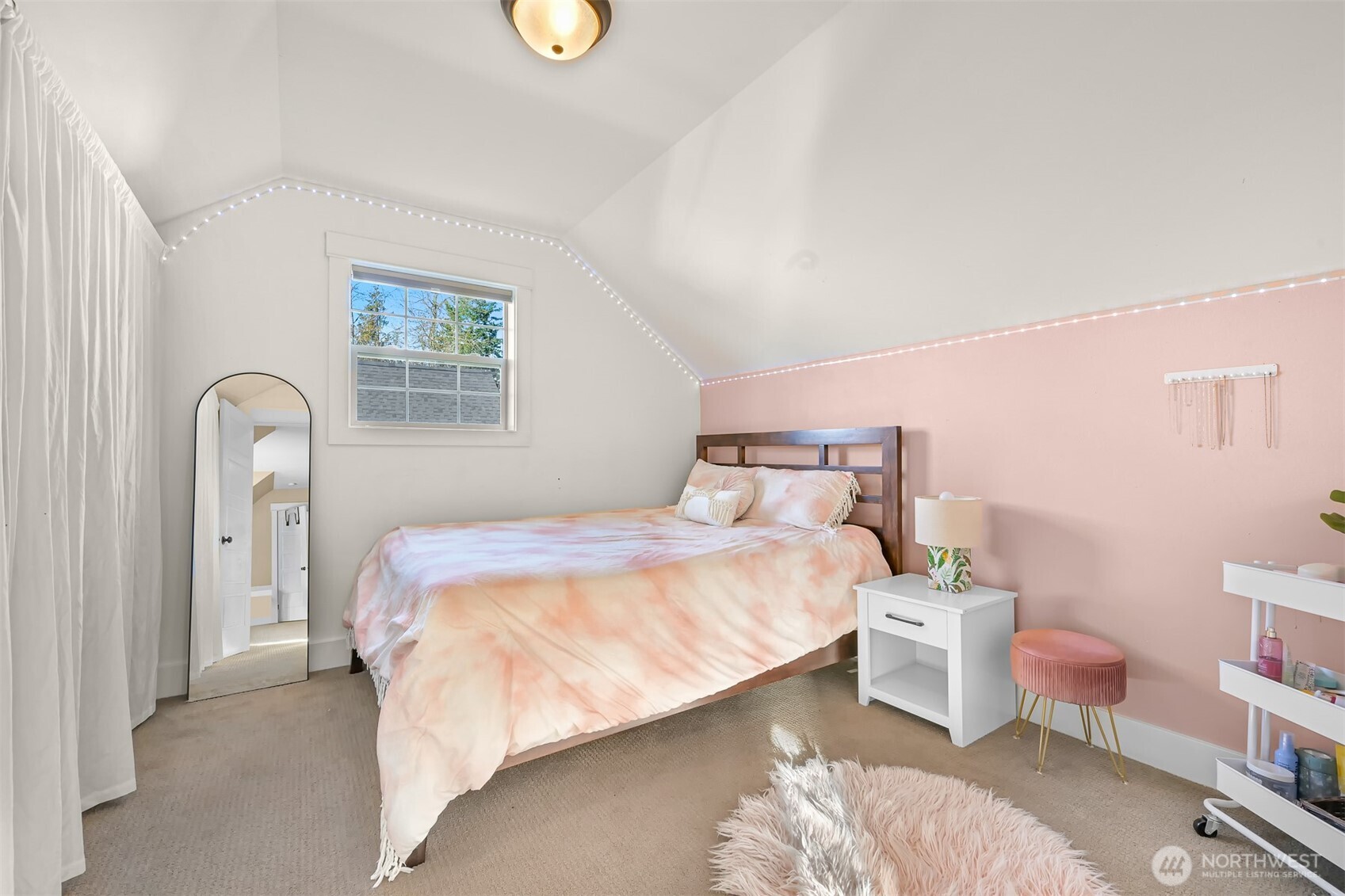 109 West 2nd Street Nooksack, WA 98276 - Photo 27 of 36 a bedroom with bed and a window