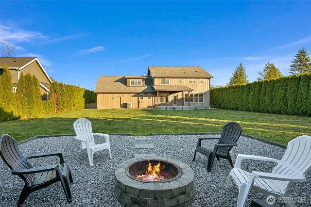 $854,900 | 109 West 2nd Street, Nooksack, WA 98276