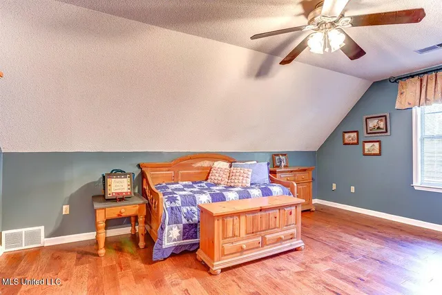 $435,000 | 1287 Dogwood Hollow Drive, Nesbit, MS 38651