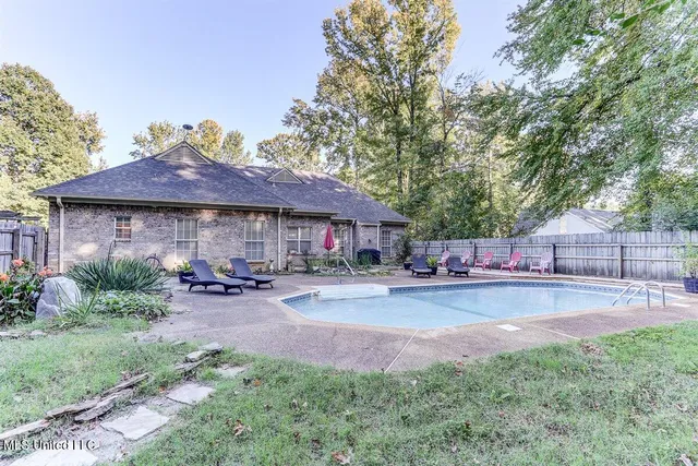 $435,000 | 1287 Dogwood Hollow Drive, Nesbit, MS 38651