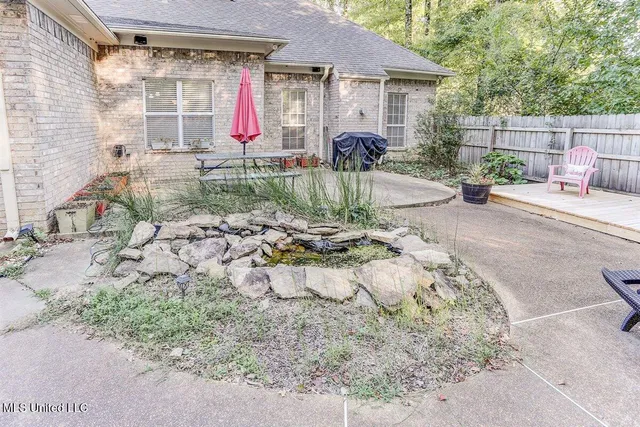 $435,000 | 1287 Dogwood Hollow Drive, Nesbit, MS 38651