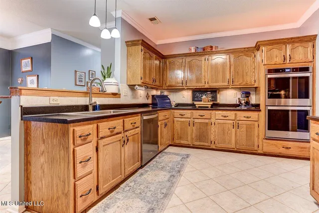 $435,000 | 1287 Dogwood Hollow Drive, Nesbit, MS 38651