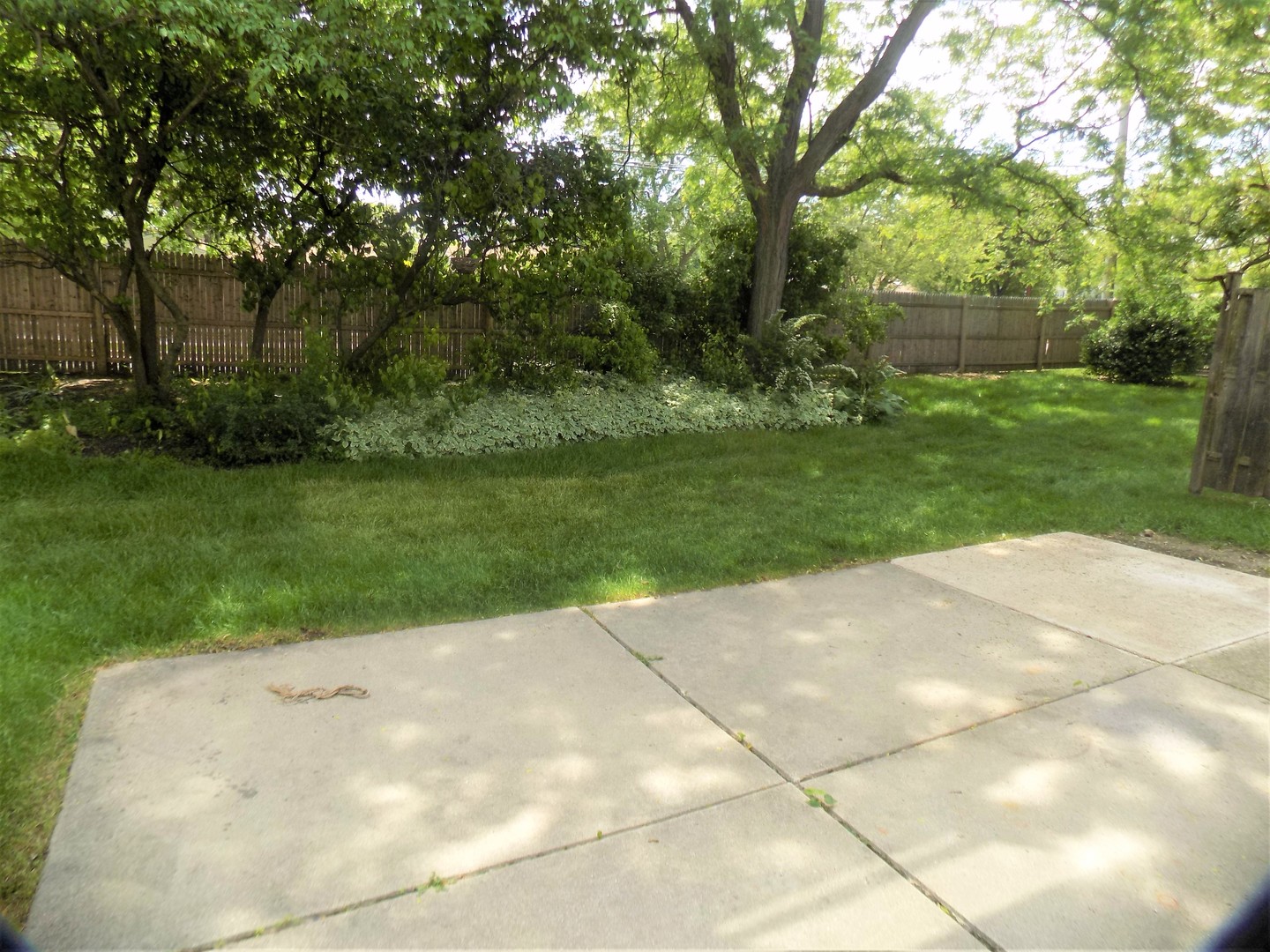 893 Burgess Circle Buffalo Grove, IL 60089 - Photo 16 of 17