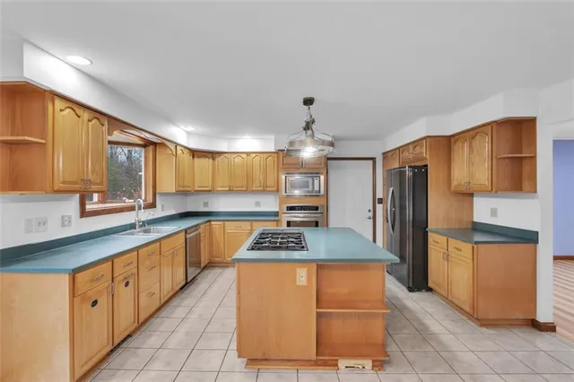 $499,900 | 288 Wallrose Heights Road, Baden, PA 15005