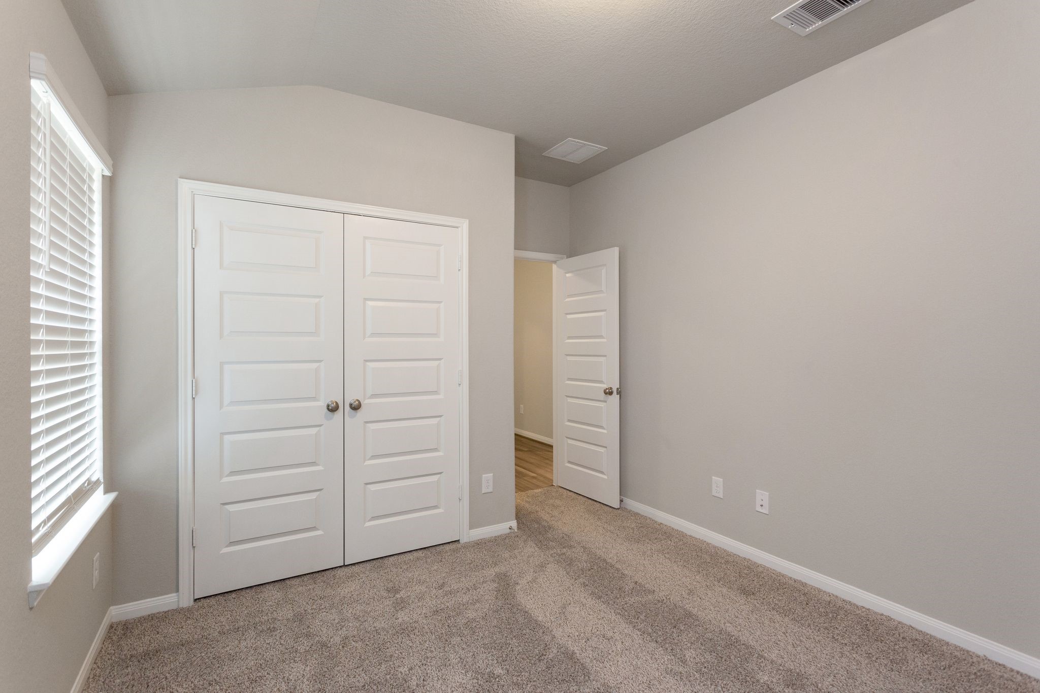 6915 Lebec Rosharon, TX 77583 - Photo 16 of 39