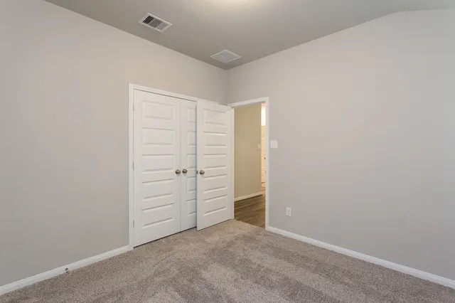 $2,400 | 6915 Lebec, Rosharon, TX 77583