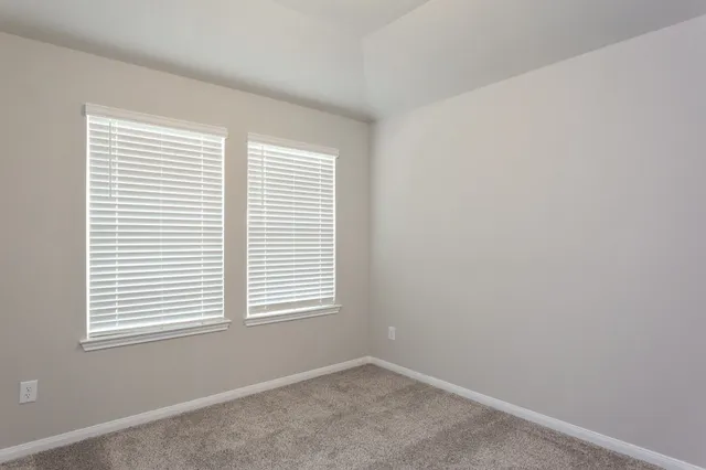 $2,400 | 6915 Lebec, Rosharon, TX 77583