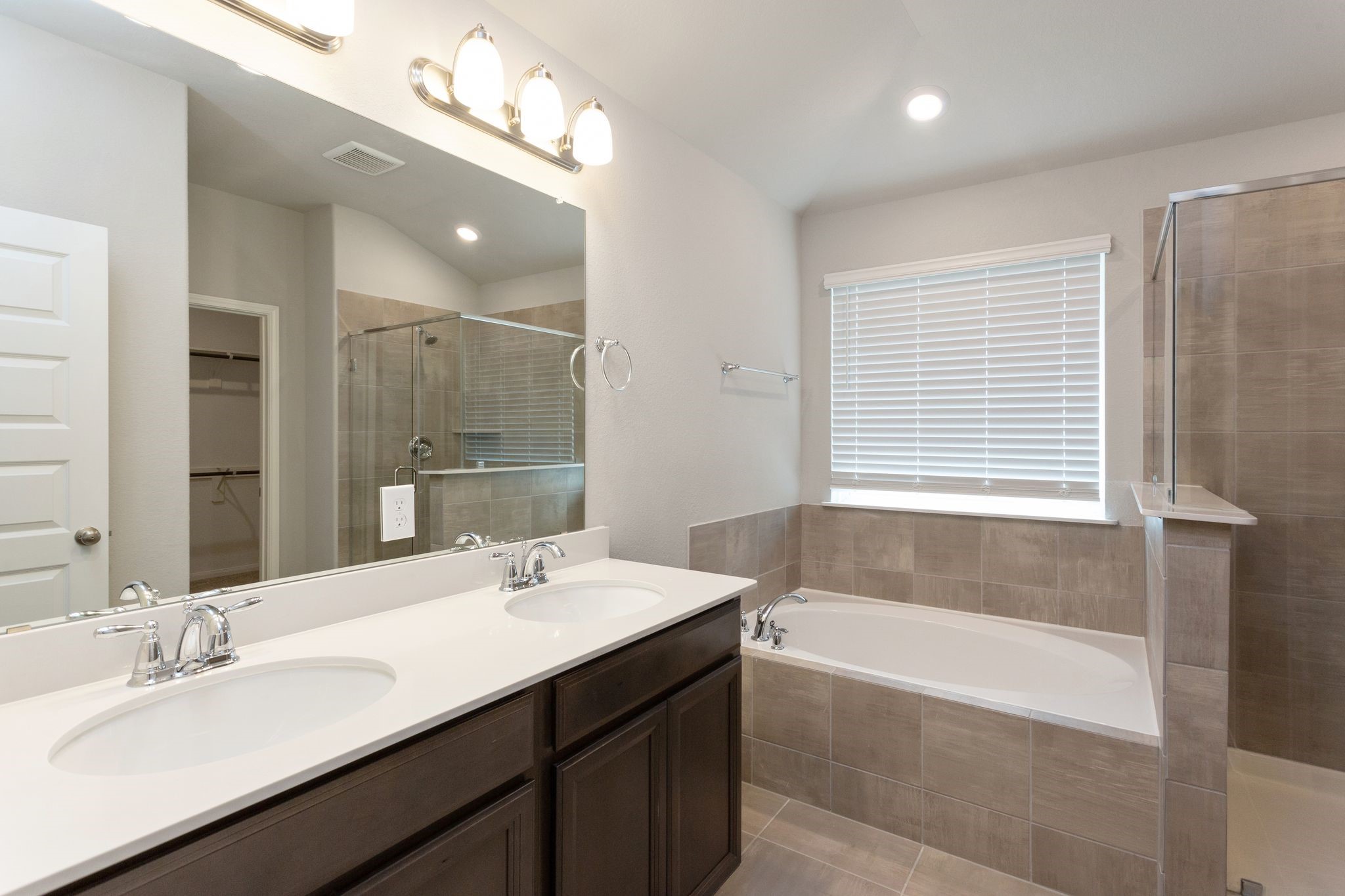 6915 Lebec Rosharon, TX 77583 - Photo 22 of 39