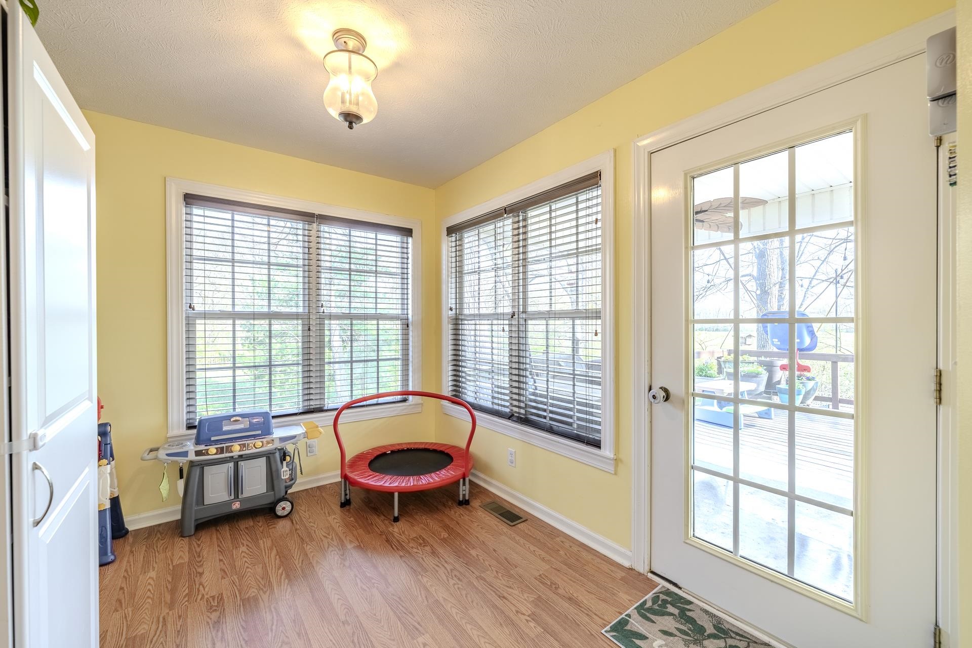 270 2 Boys Road Savannah, TN 38372 - Photo 15 of 35 Playroom with light wood-style floors and baseboards
