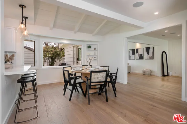 $12,100 | 527 South Bentley Avenue, Los Angeles, CA 90049