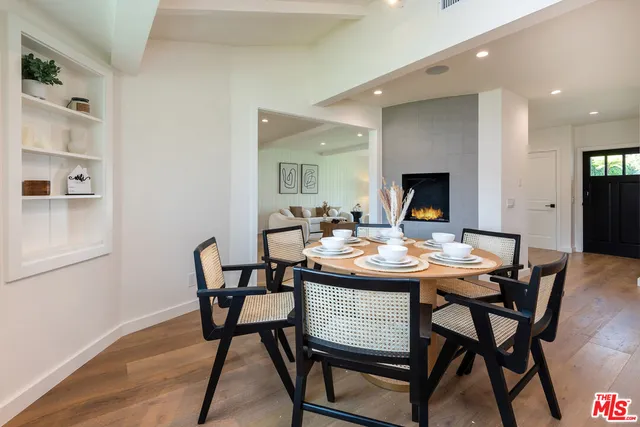 $12,100 | 527 South Bentley Avenue, Los Angeles, CA 90049