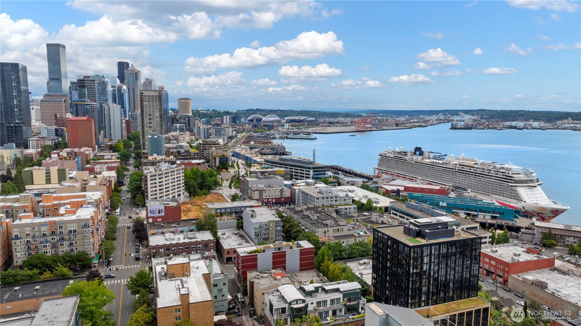 2440 Western Avenue, Unit 807 Seattle, WA 98121 - Photo 32 of 32 a view of city