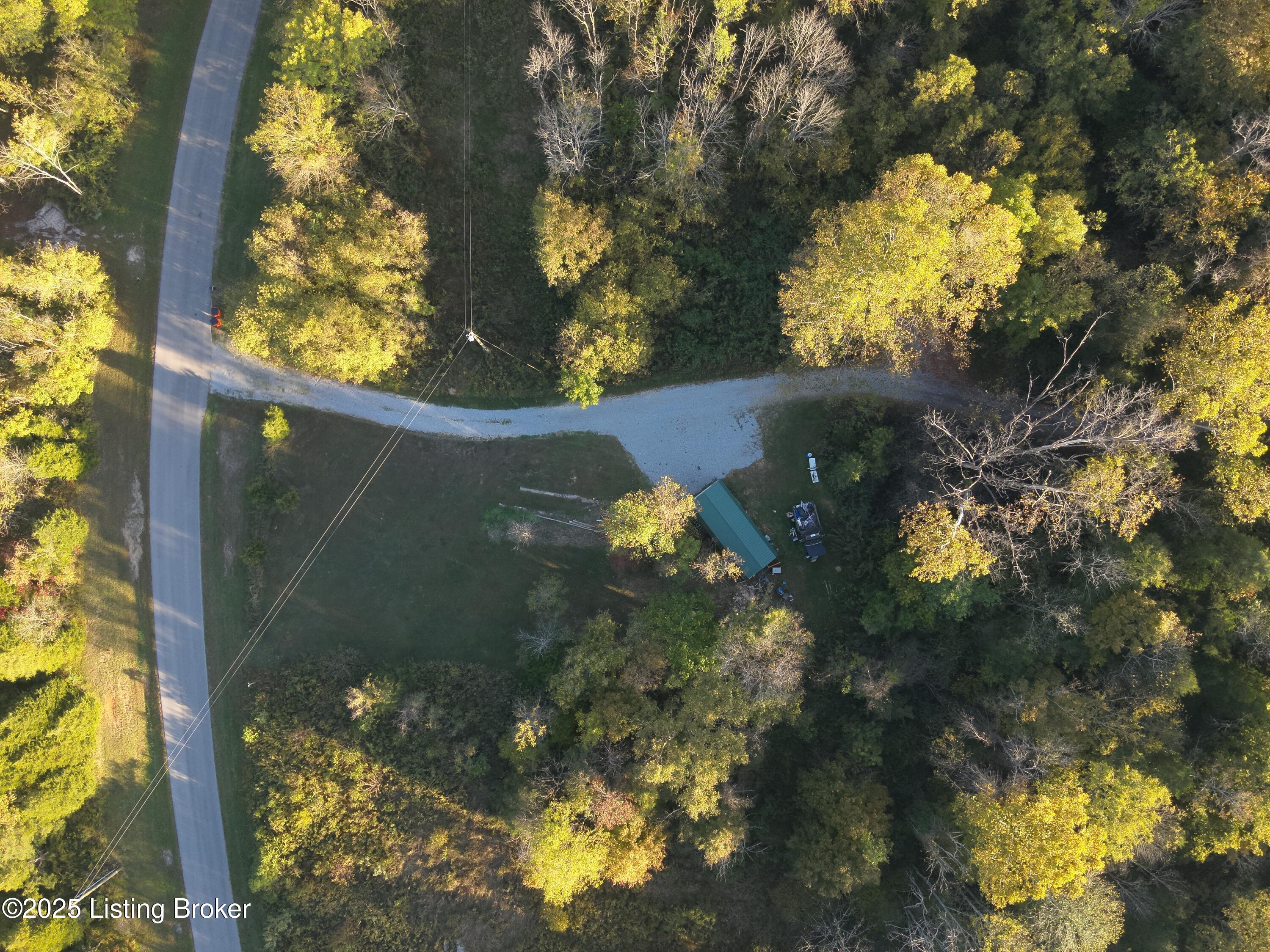 981 Limp Road Big Clifty, KY 42712 - Photo 41 of 44 DJI_20251012180135_0009_W