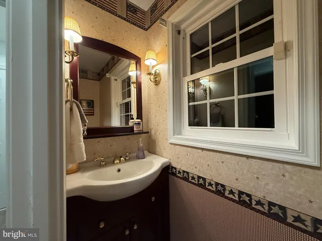 $1,124,900 | 2700 Reign Street, Herndon, VA 20171