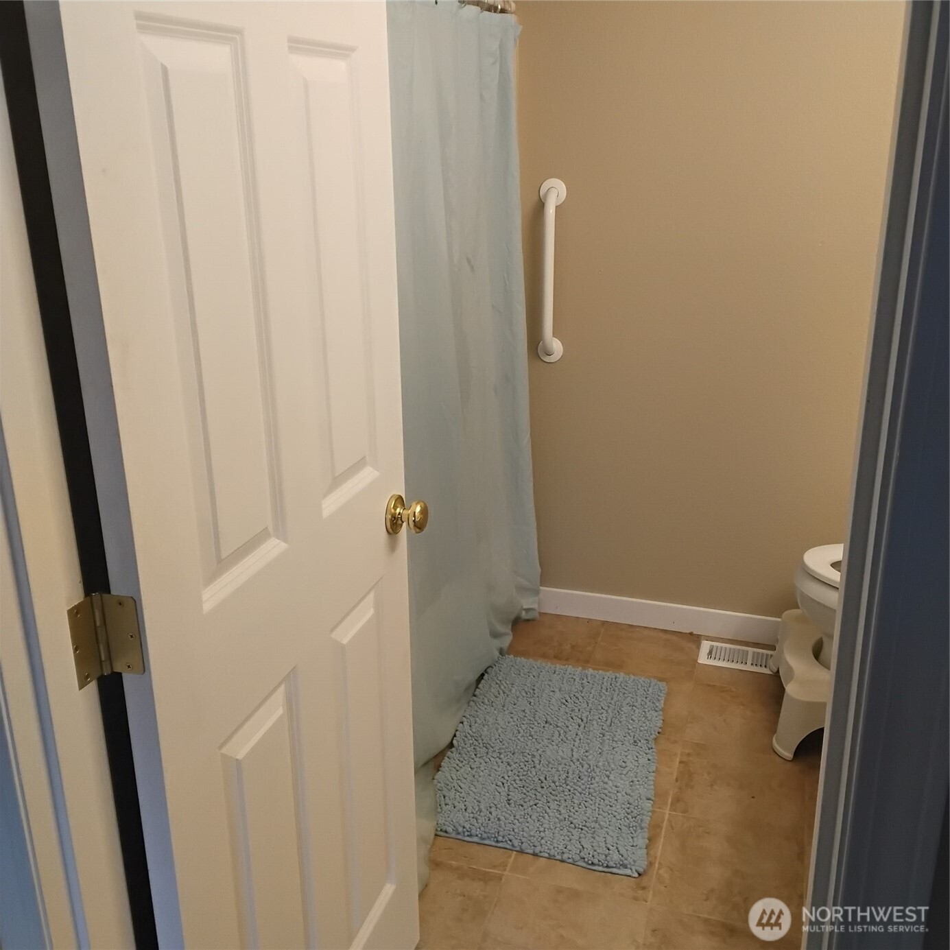 308 Callendar Street Northwest Orting, WA 98360 - Photo 14 of 22