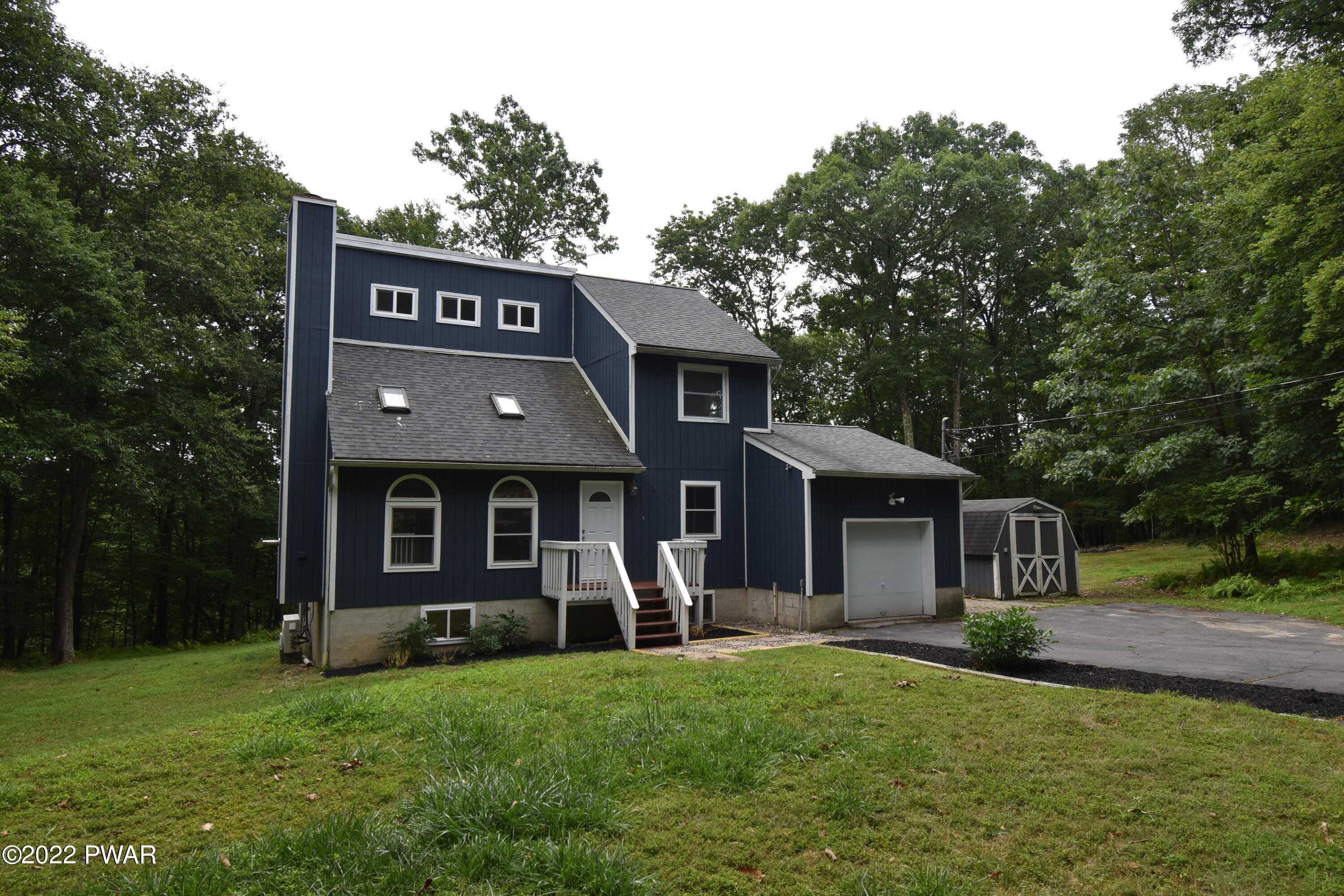 205 Traverse Road Dingmans Ferry, PA 18328 - Photo 26 of 30