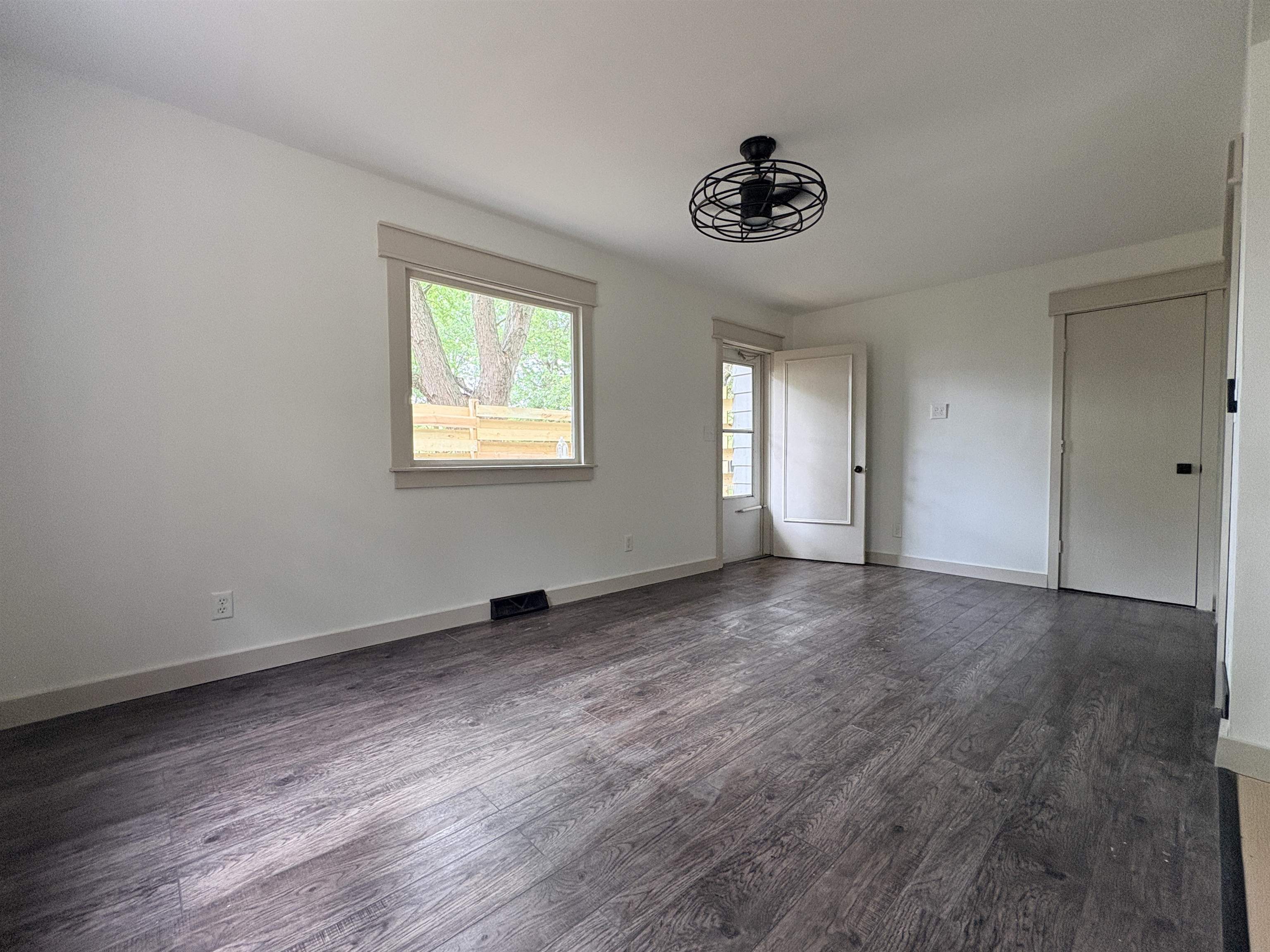 2471 North Jackson Road Pecatonica, IL 61063 - Photo 7 of 19