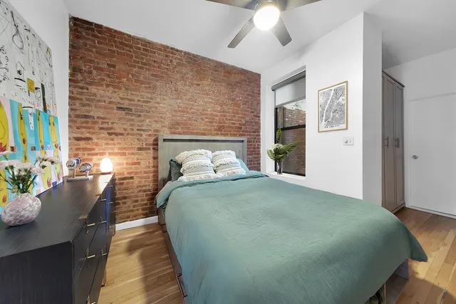 $1,100,000 | 203 West 102nd Street, Unit 5F | Upper West Side